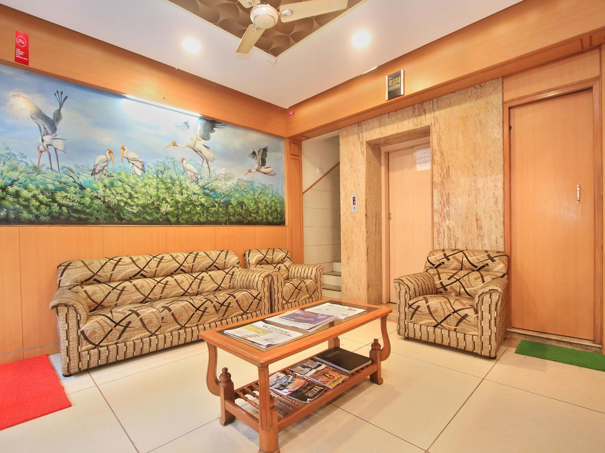 Oyo 9633 Hotel Srinidhi Residency Бангалор Экстерьер фото