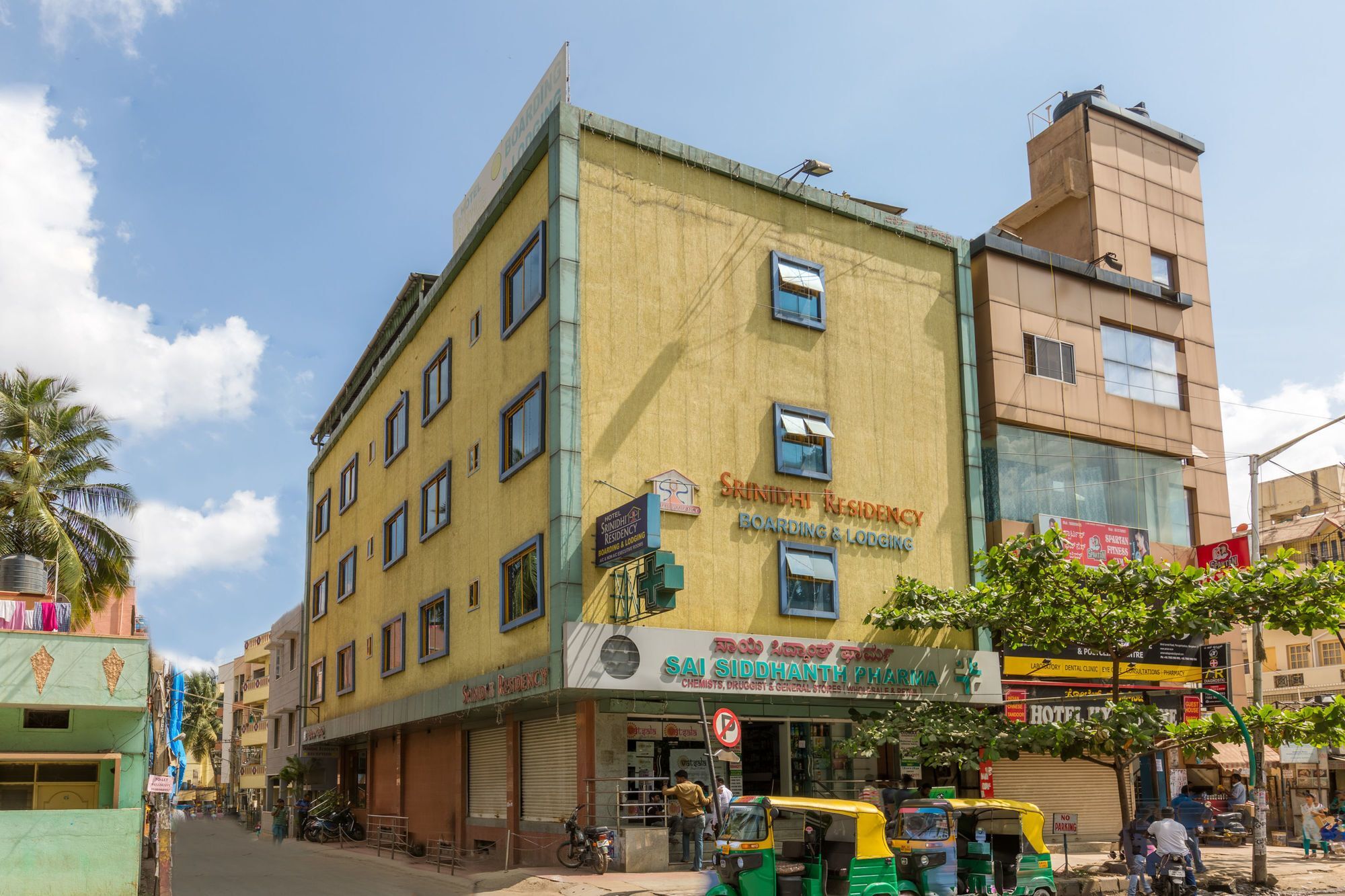 Oyo 9633 Hotel Srinidhi Residency Бангалор Экстерьер фото